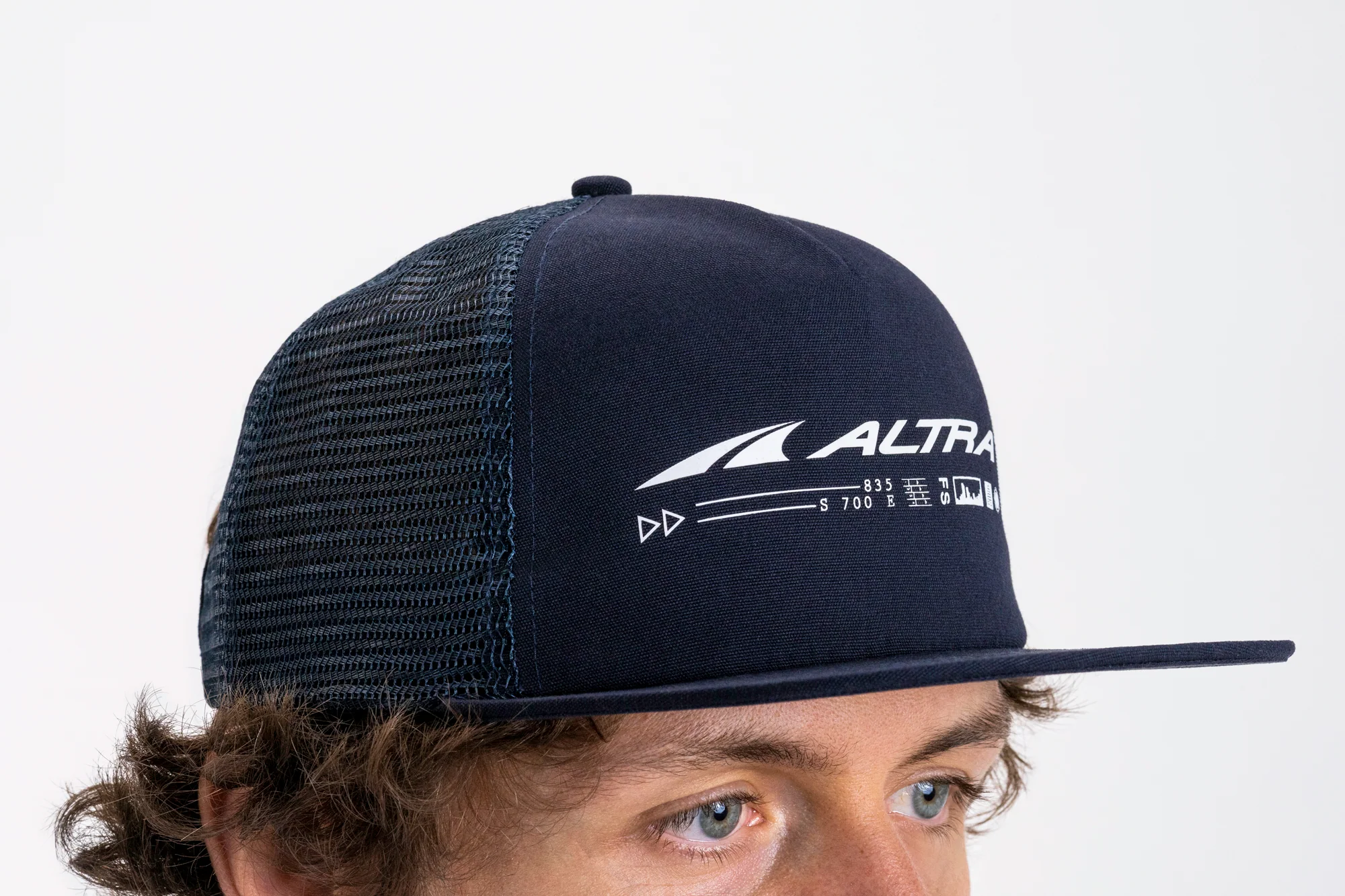 CLASSIC TRUCKER HAT - Image 2