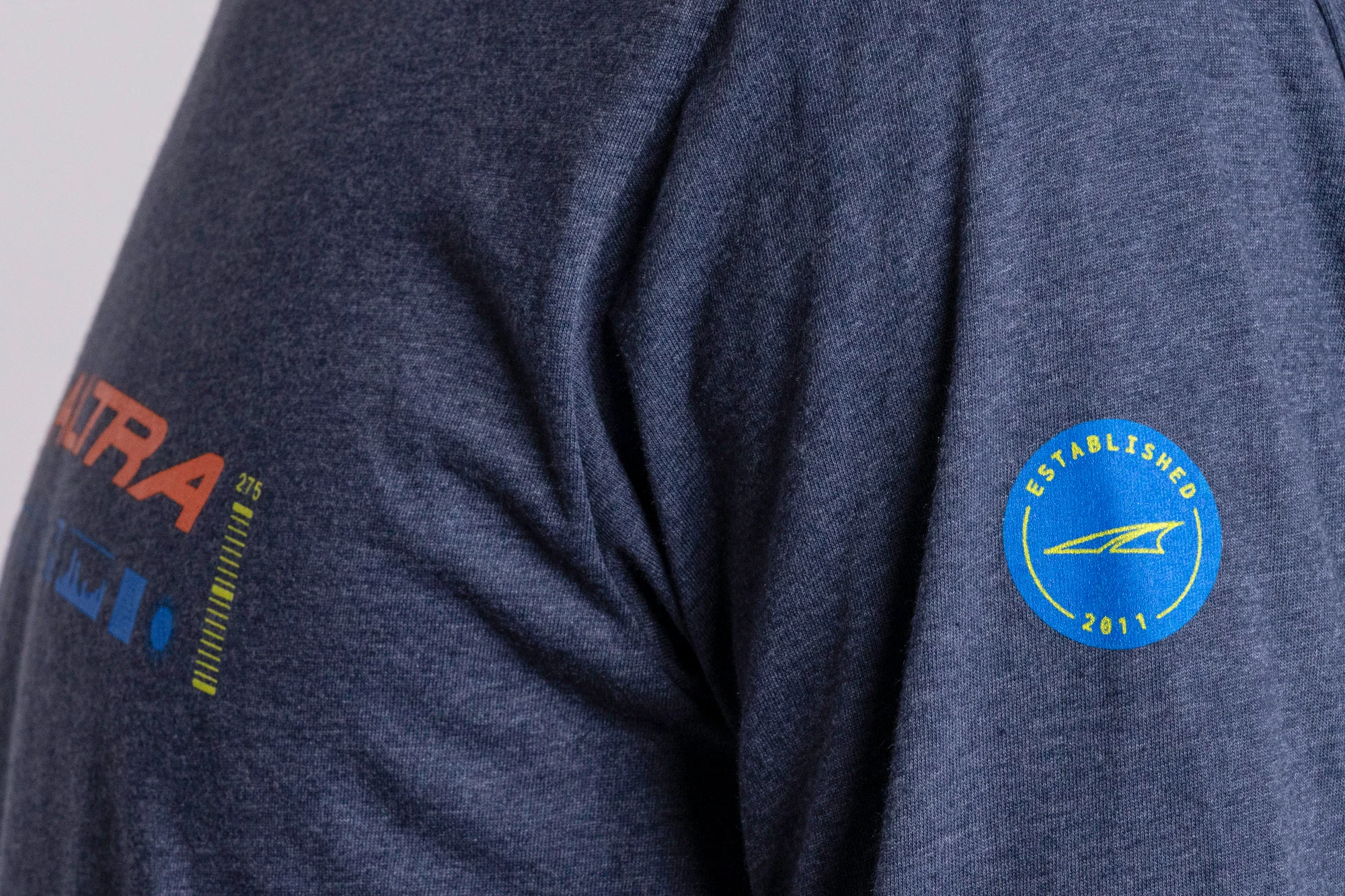 MEN'S CLASSIC SHORT SLEEVE - Image 9